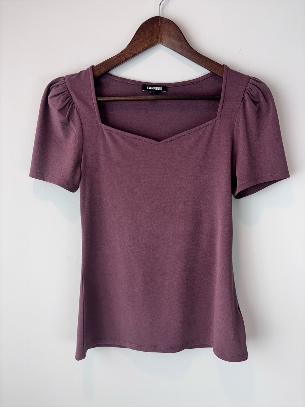 Express Women’s S/P Mauve Plum Square Neck Puff Sleeve Top